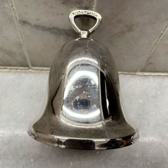 Vintage Reed & Barton Engraved Merry Christmas 1977 Silver Bell or Ornament - Picture 2 of 4